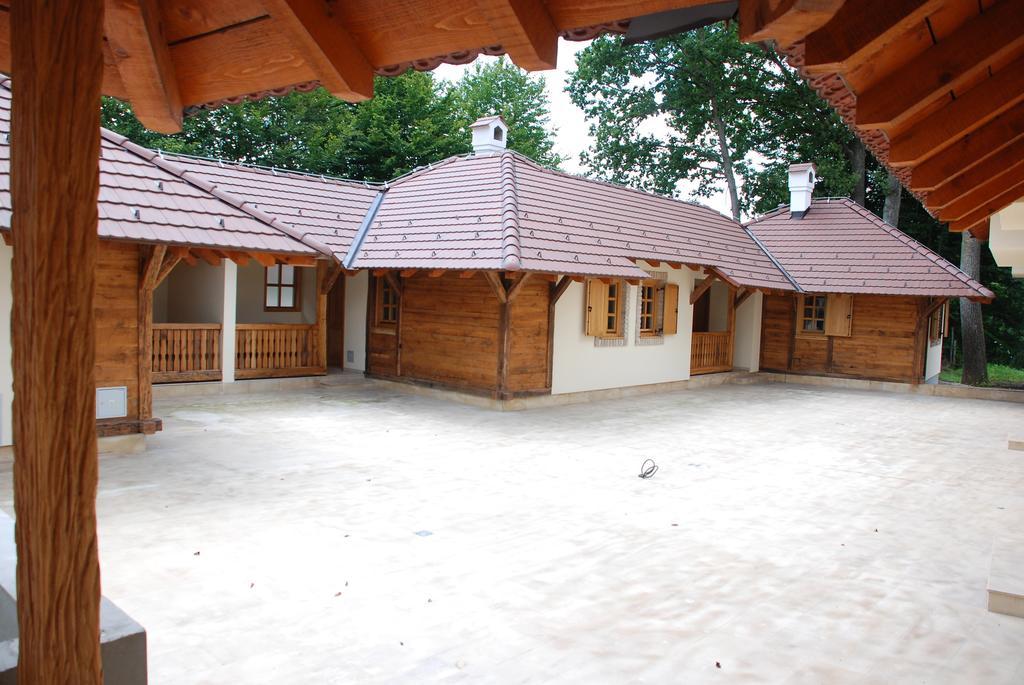 Resort Balkis Laktasi Exterior photo